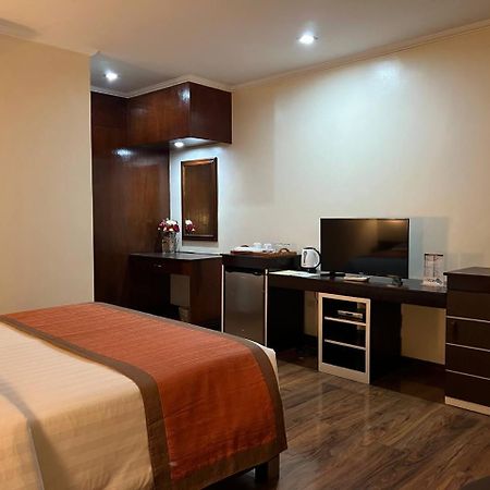 Subic Residencias Olongapo Εξωτερικό φωτογραφία