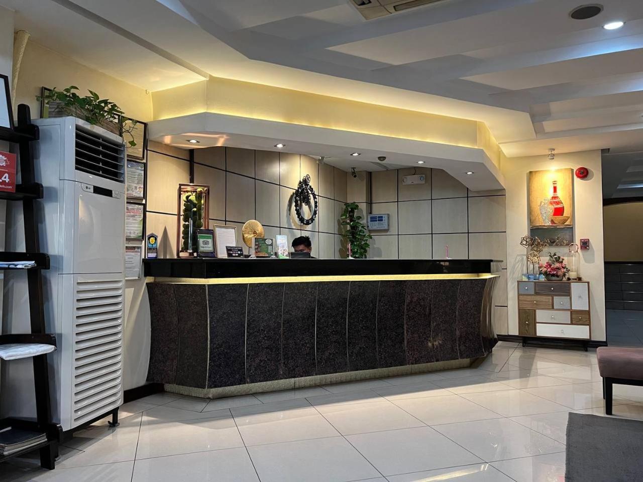Subic Residencias Olongapo Εξωτερικό φωτογραφία