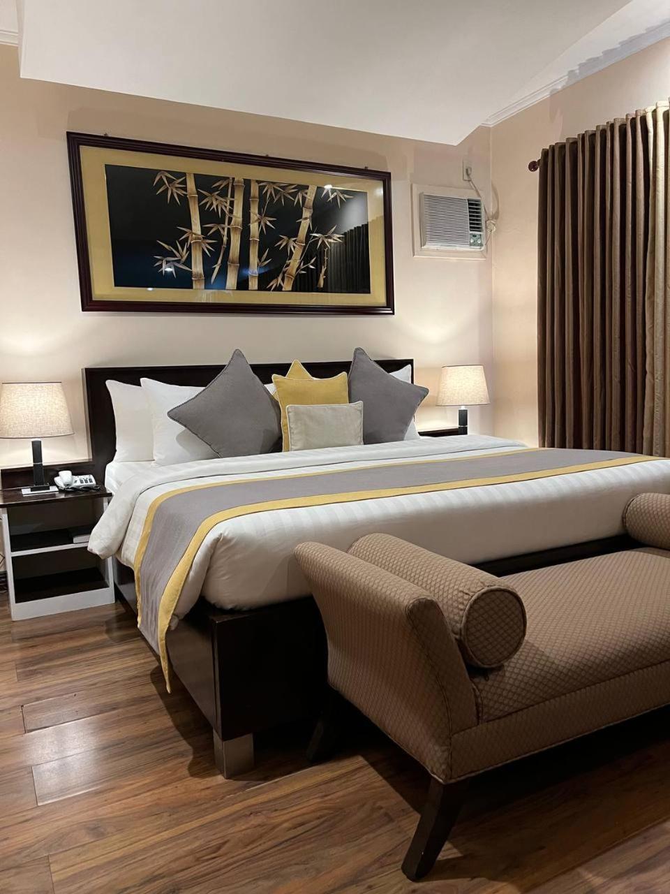 Subic Residencias Olongapo Εξωτερικό φωτογραφία