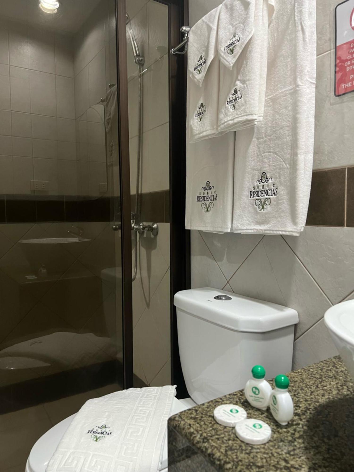 Subic Residencias Olongapo Εξωτερικό φωτογραφία