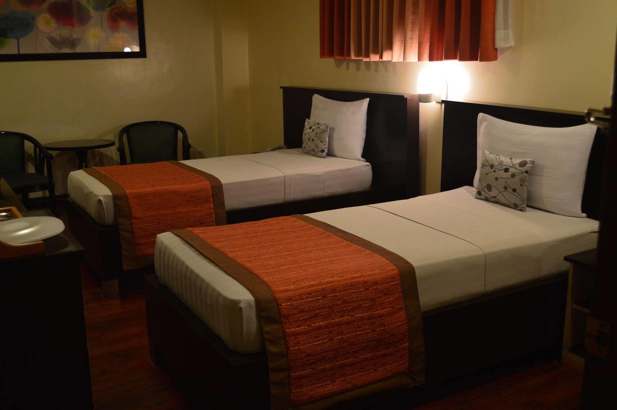 Subic Residencias Olongapo Εξωτερικό φωτογραφία